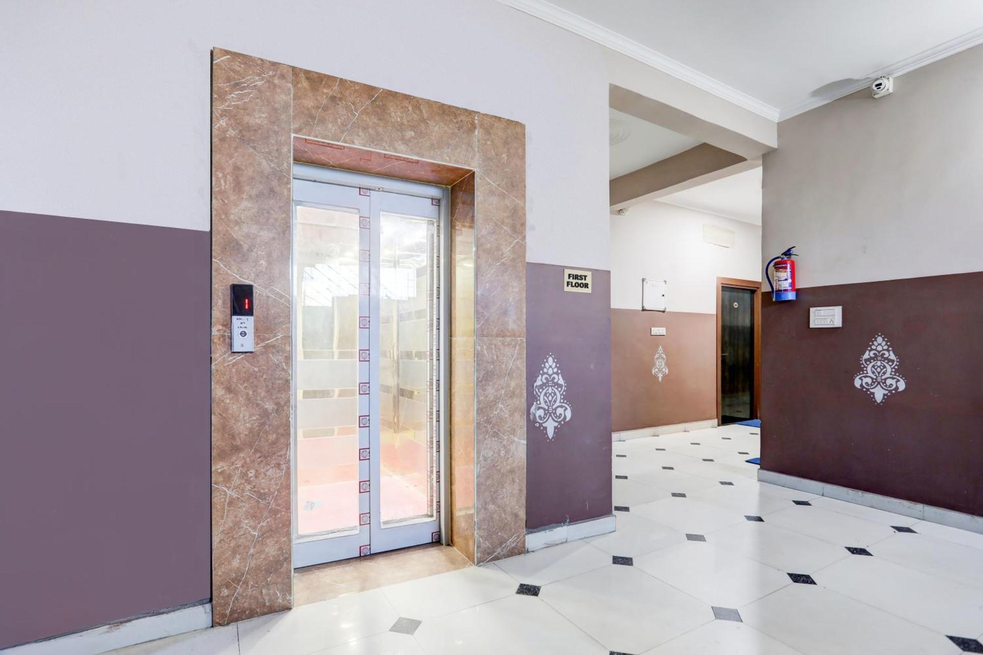 Super Townhouse Gida Near Rto Office Otel Gorakhpur Dış mekan fotoğraf
