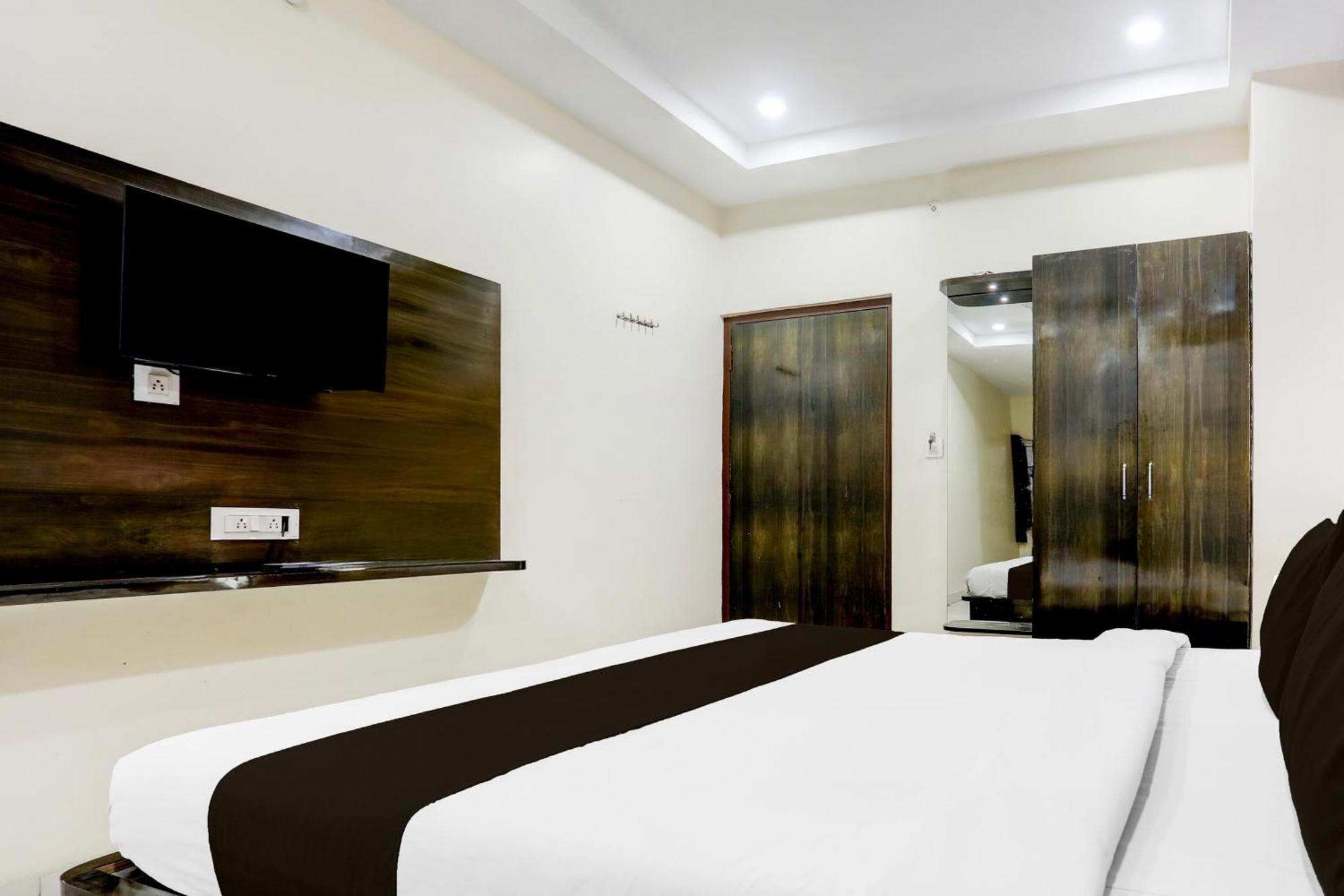 Super Townhouse Gida Near Rto Office Otel Gorakhpur Dış mekan fotoğraf